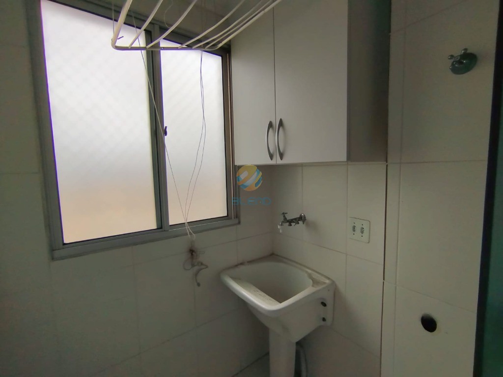 Apartamento à venda com 2 quartos, 55m² - Foto 9