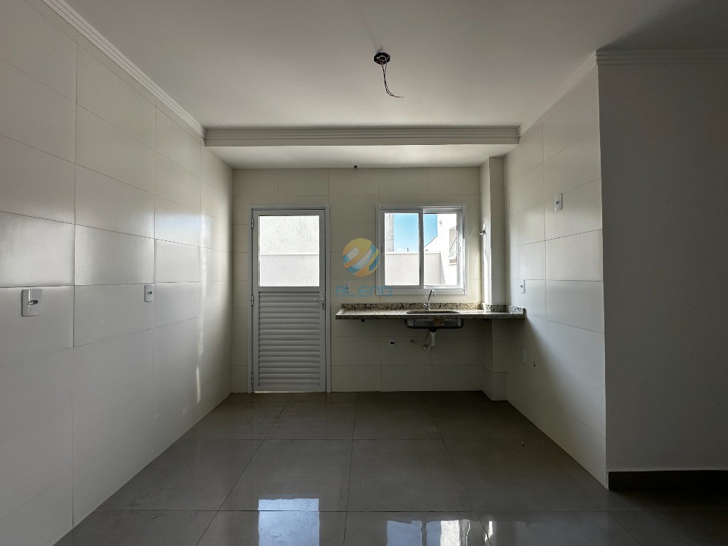 Apartamento à venda com 2 quartos, 70m² - Foto 24