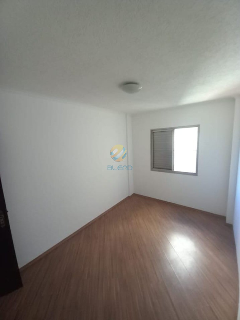 Apartamento à venda com 2 quartos, 70m² - Foto 9