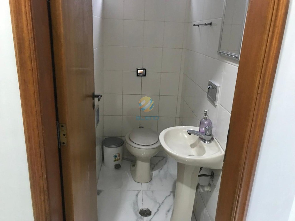 Casa à venda com 5 quartos, 258m² - Foto 15