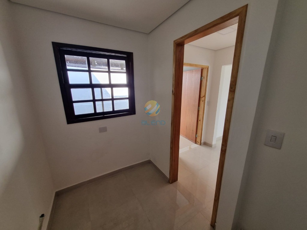 Casa à venda com 3 quartos, 270m² - Foto 9