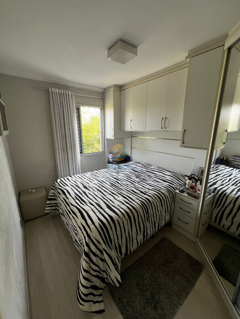 Apartamento à venda com 2 quartos, 50m² - Foto 15