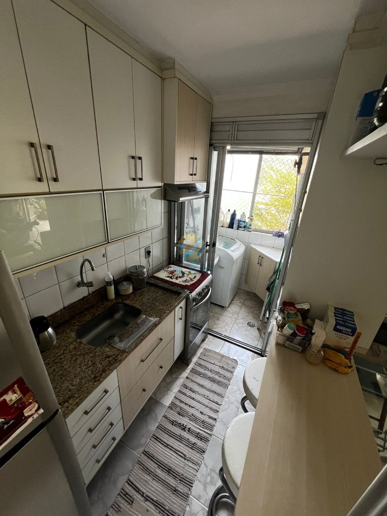 Apartamento à venda com 2 quartos, 50m² - Foto 13