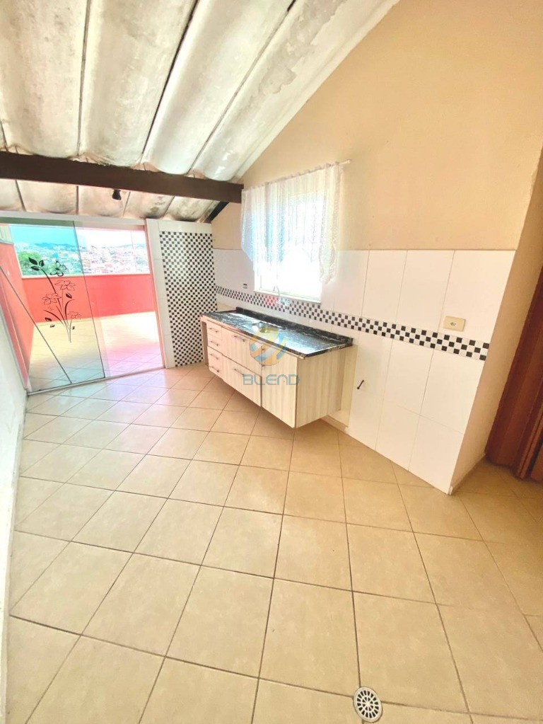 Cobertura à venda com 2 quartos, 74m² - Foto 4