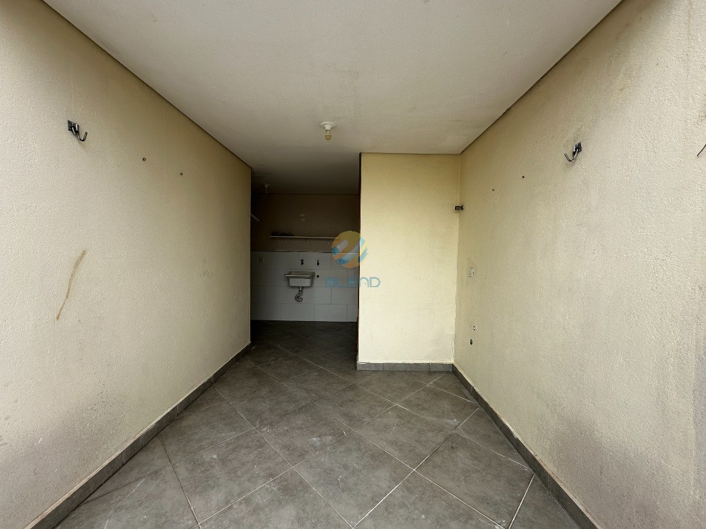 Cobertura para alugar com 2 quartos, 90m² - Foto 13