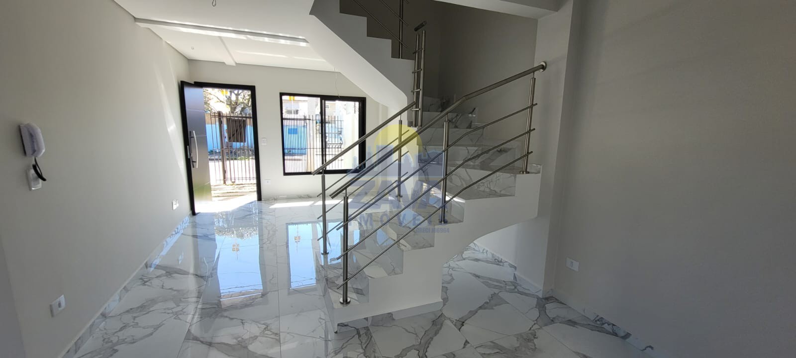 Sobrado à venda com 3 quartos, 160m² - Foto 1