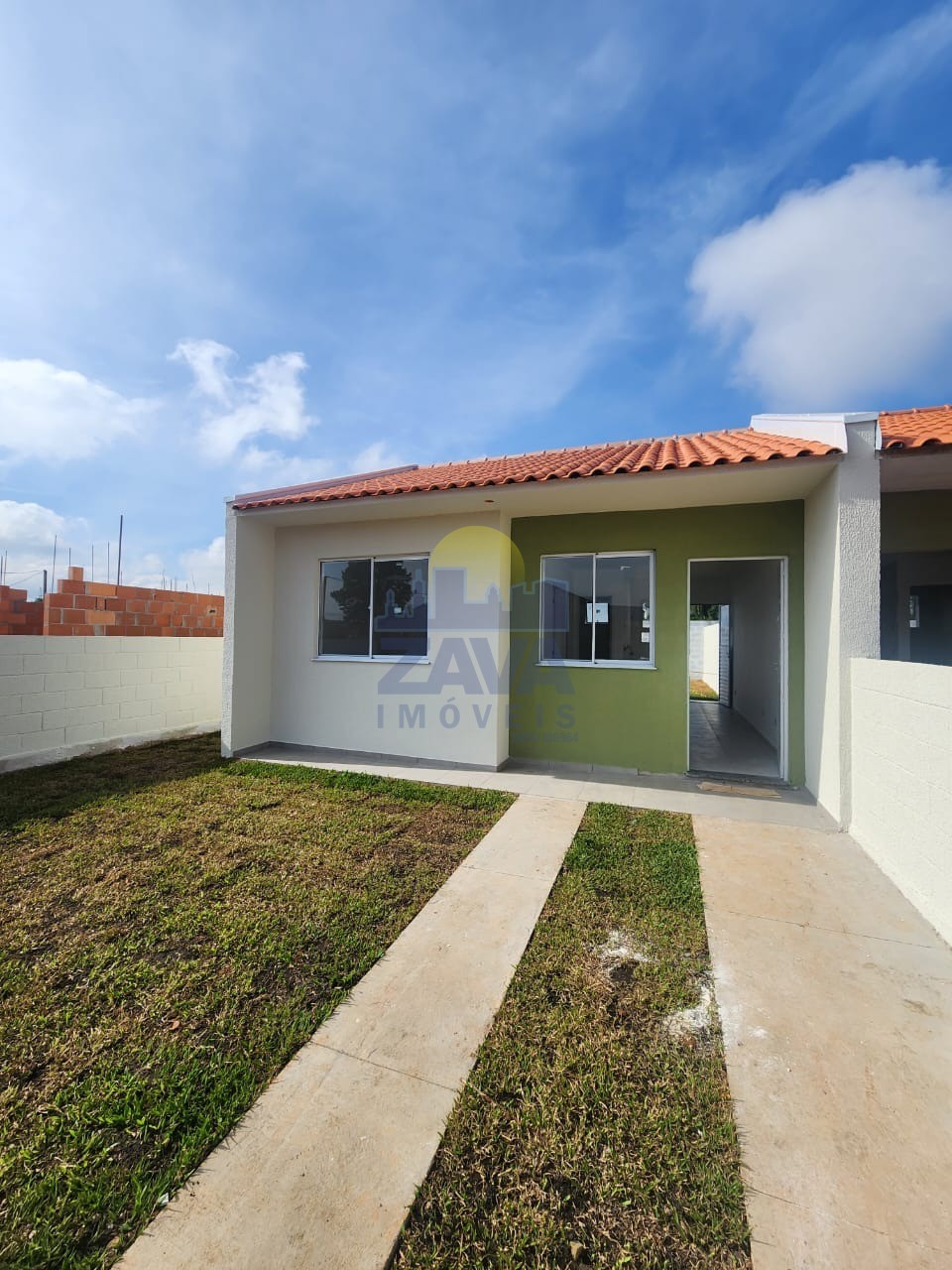 Casa à venda com 2 quartos, 49m² - Foto 1