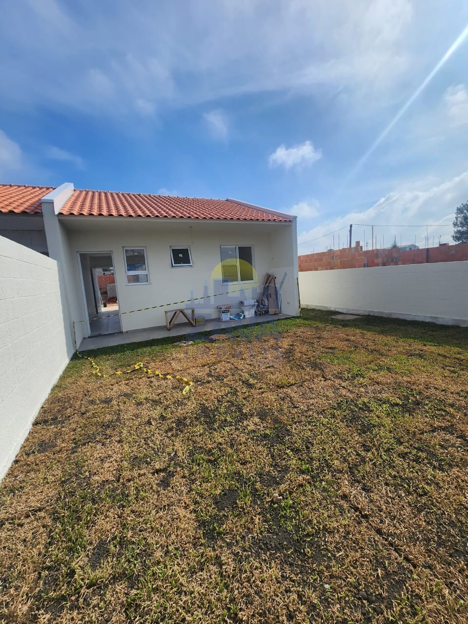 Casa à venda com 2 quartos, 49m² - Foto 3