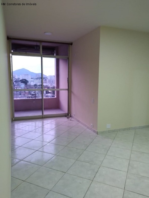 Apartamento à venda com 2 quartos, 83m² - Foto 4