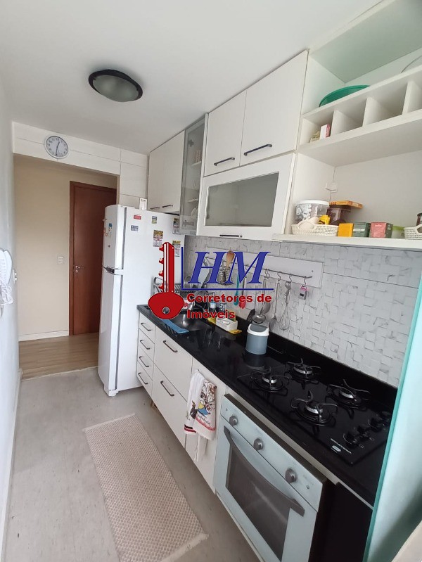 Apartamento à venda com 3 quartos, 60m² - Foto 17