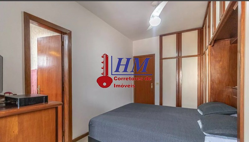 Casa à venda com 3 quartos, 241m² - Foto 26