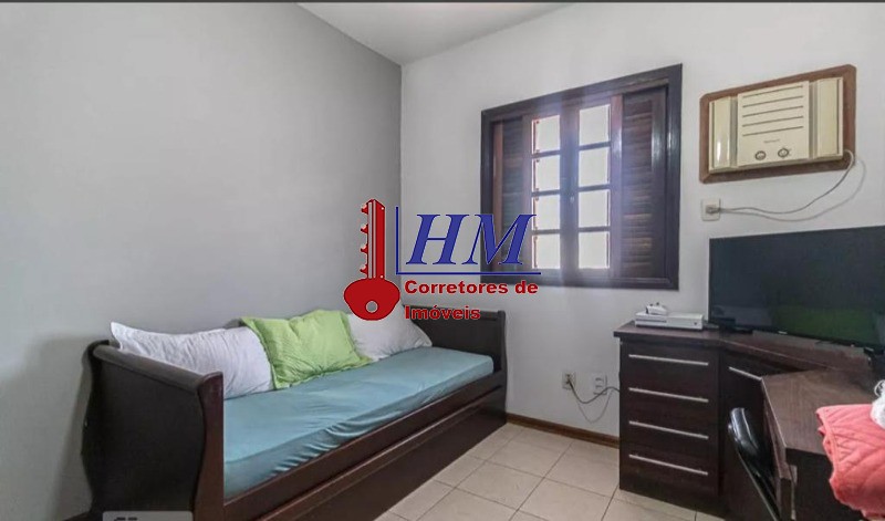 Casa à venda com 3 quartos, 241m² - Foto 21