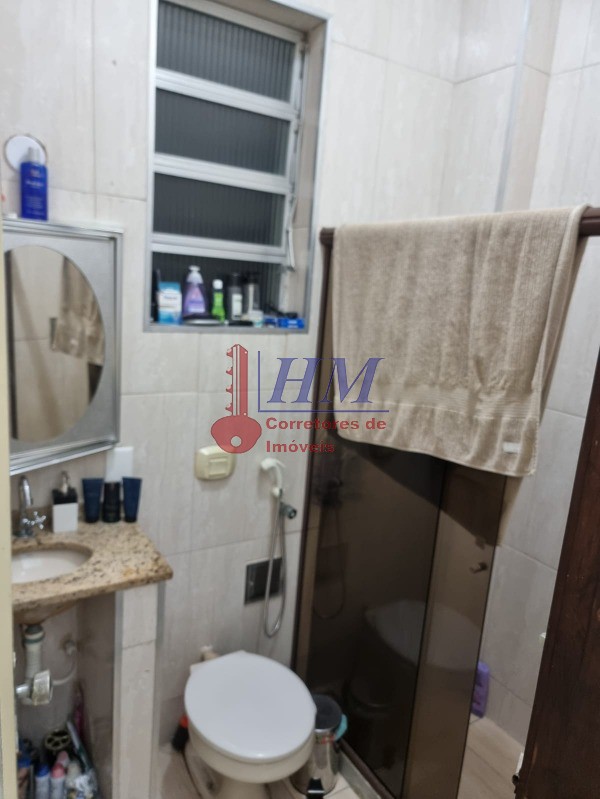 Apartamento à venda com 2 quartos, 67m² - Foto 11