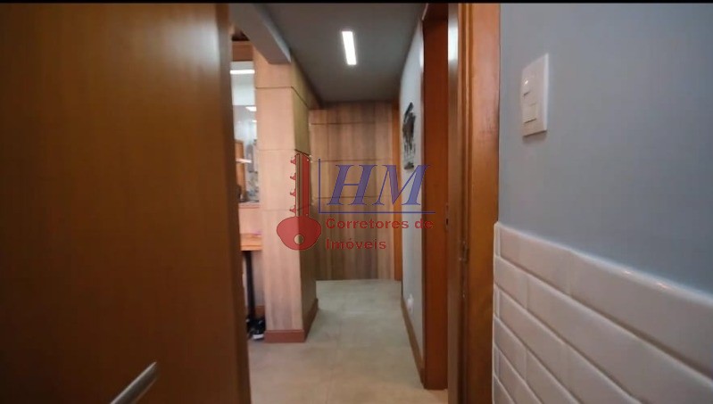 Apartamento à venda com 2 quartos, 60m² - Foto 4