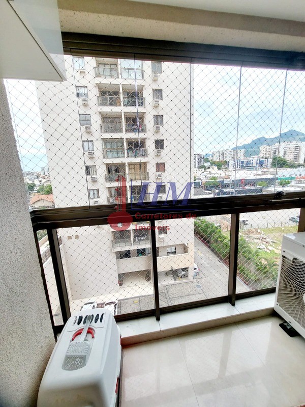 Apartamento à venda com 3 quartos, 66m² - Foto 4