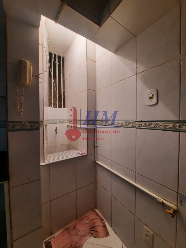 Apartamento à venda com 2 quartos, 65m² - Foto 25