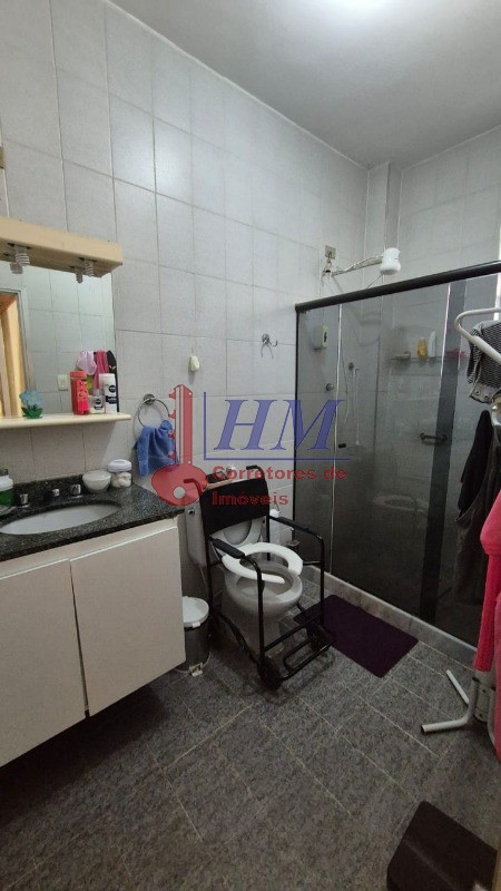 Apartamento à venda com 2 quartos, 70m² - Foto 13