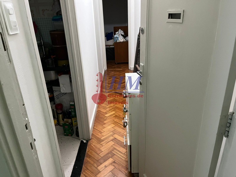 Apartamento à venda com 1 quarto, 45m² - Foto 15