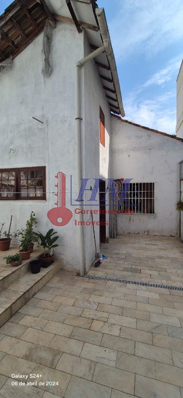 Casa à venda com 3 quartos, 165m² - Foto 17