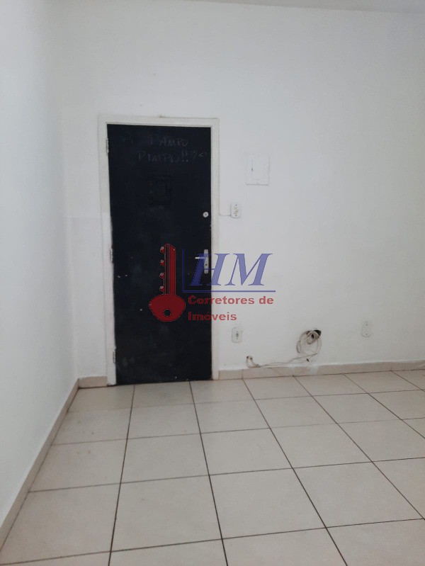 Apartamento à venda com 1 quarto, 42m² - Foto 1