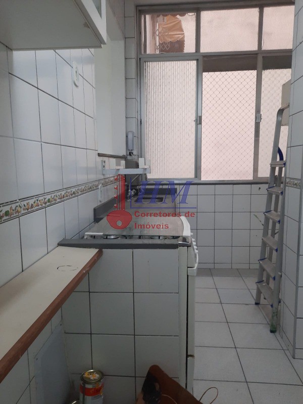 Apartamento à venda com 1 quarto, 42m² - Foto 11