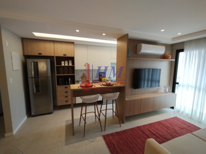 Apartamento à venda com 2 quartos, 65m² - Foto 3