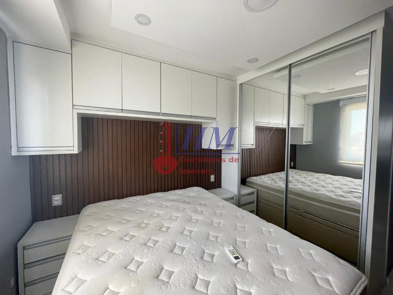 Apartamento à venda com 3 quartos, 76m² - Foto 11