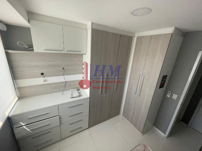 Apartamento à venda com 3 quartos, 76m² - Foto 18