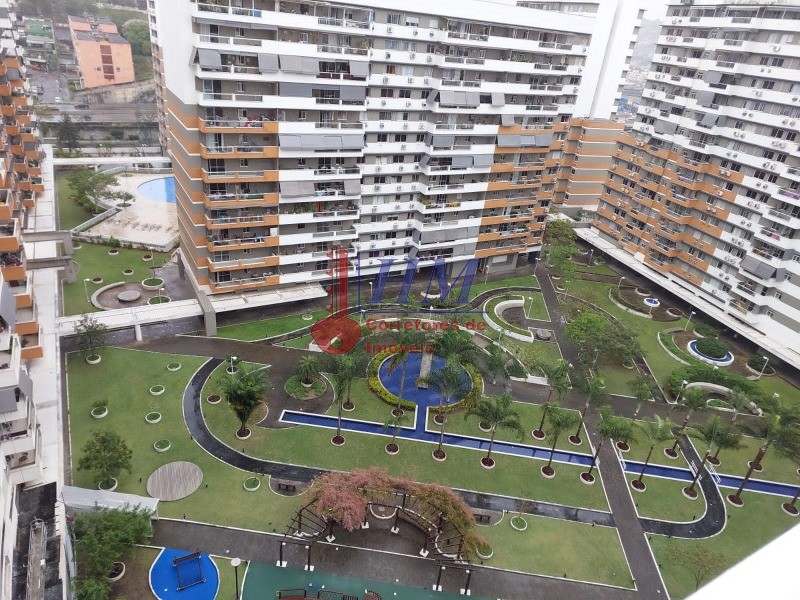 Apartamento à venda com 3 quartos, 76m² - Foto 3