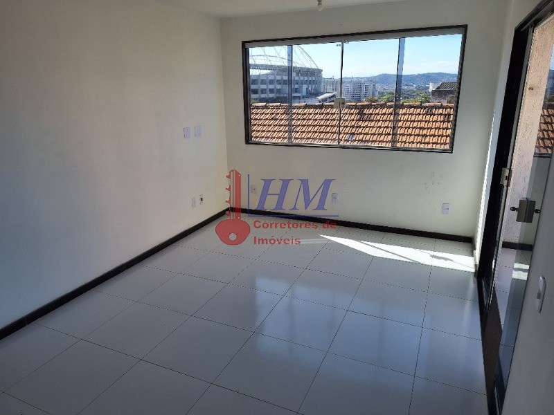 Casa à venda com 6 quartos, 320m² - Foto 21