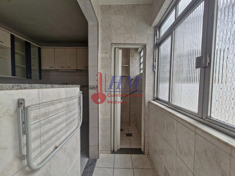 Apartamento à venda com 2 quartos, 70m² - Foto 19