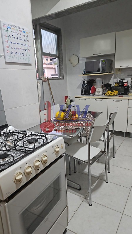 Apartamento à venda com 2 quartos, 60m² - Foto 22