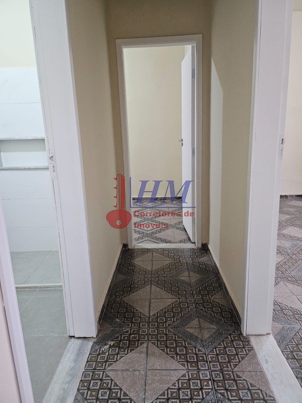 Casa para alugar com 3 quartos, 70m² - Foto 14