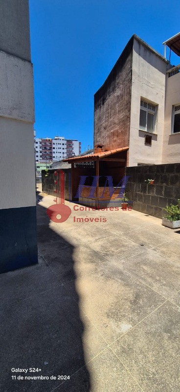 Apartamento à venda com 2 quartos, 85m² - Foto 2