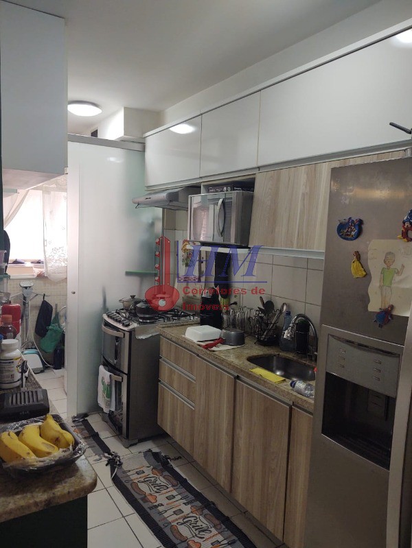 Apartamento à venda com 2 quartos, 65m² - Foto 11