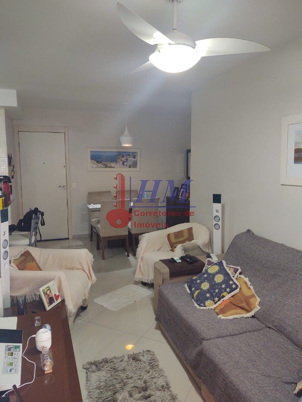 Apartamento à venda com 2 quartos, 65m² - Foto 3