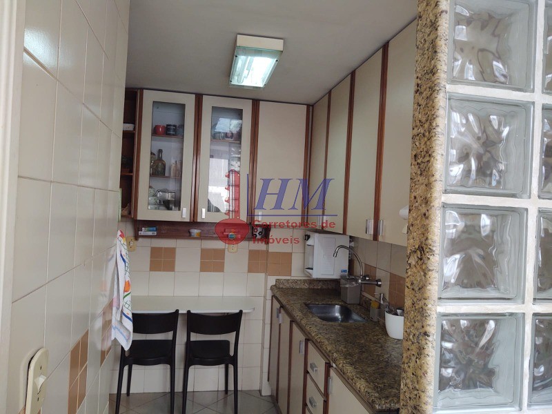 Apartamento à venda com 3 quartos, 94m² - Foto 23