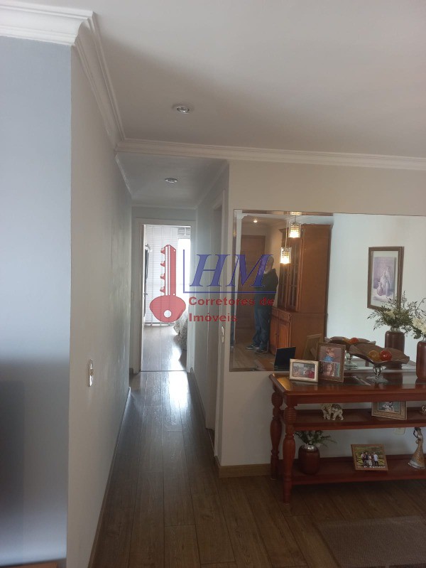 Apartamento à venda com 3 quartos, 94m² - Foto 9