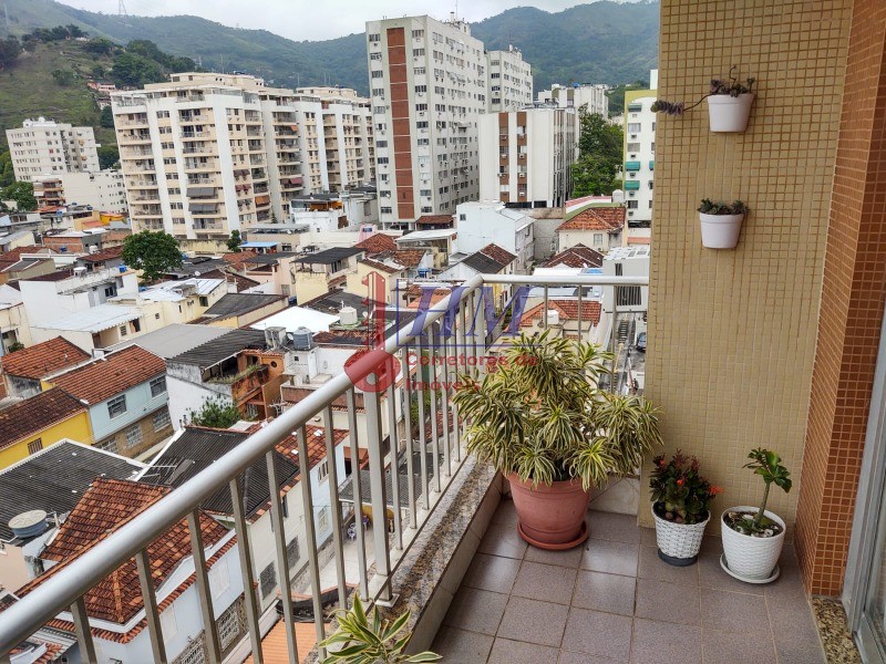 Apartamento à venda com 3 quartos, 94m² - Foto 8