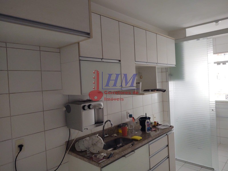 Apartamento à venda com 2 quartos, 65m² - Foto 20