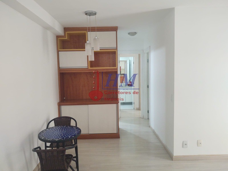 Apartamento à venda com 2 quartos, 65m² - Foto 5