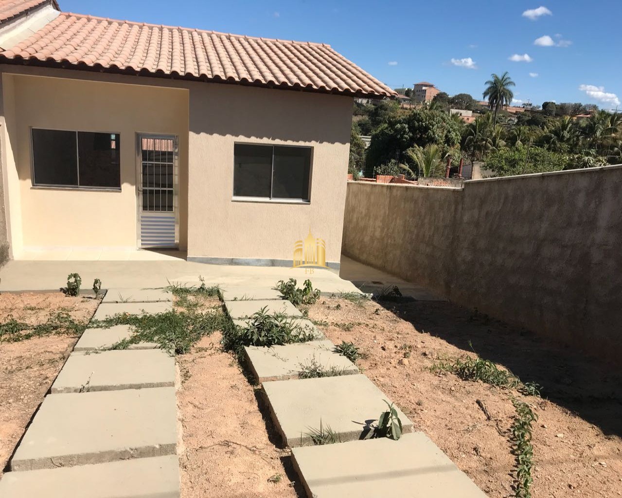 Casa à venda com 2 quartos, 180m² - Foto 4