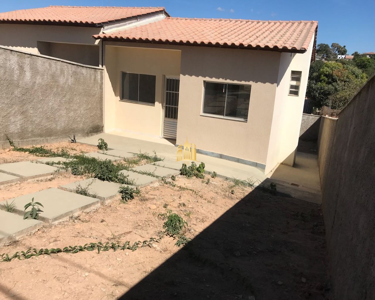 Casa à venda com 2 quartos, 180m² - Foto 6