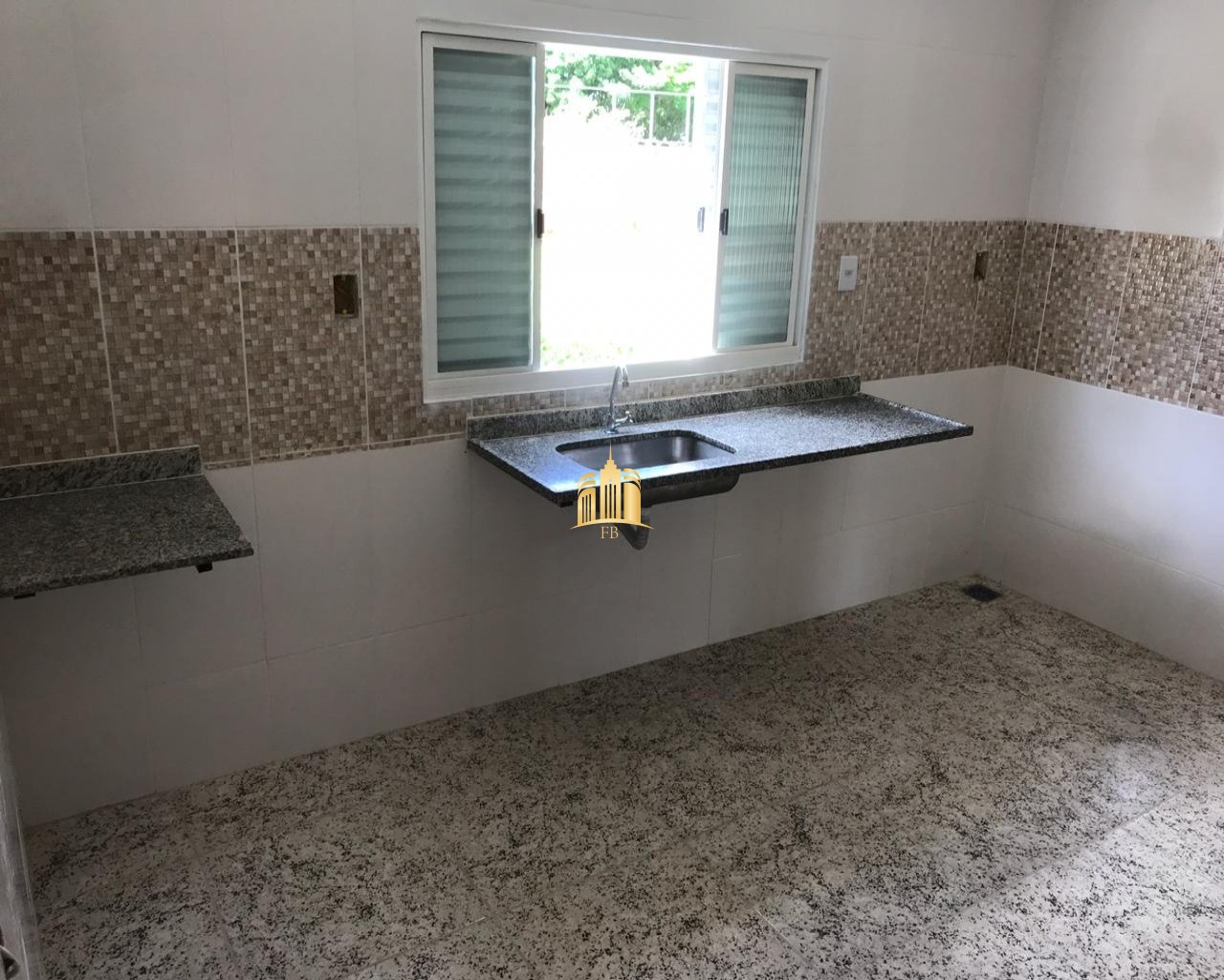 Casa à venda com 3 quartos, 450m² - Foto 7