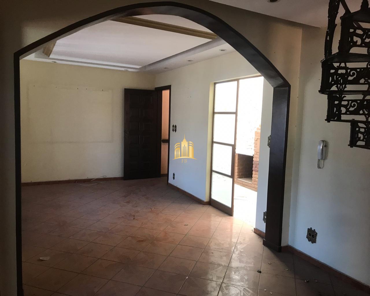 Apartamento à venda com 5 quartos, 200m² - Foto 3