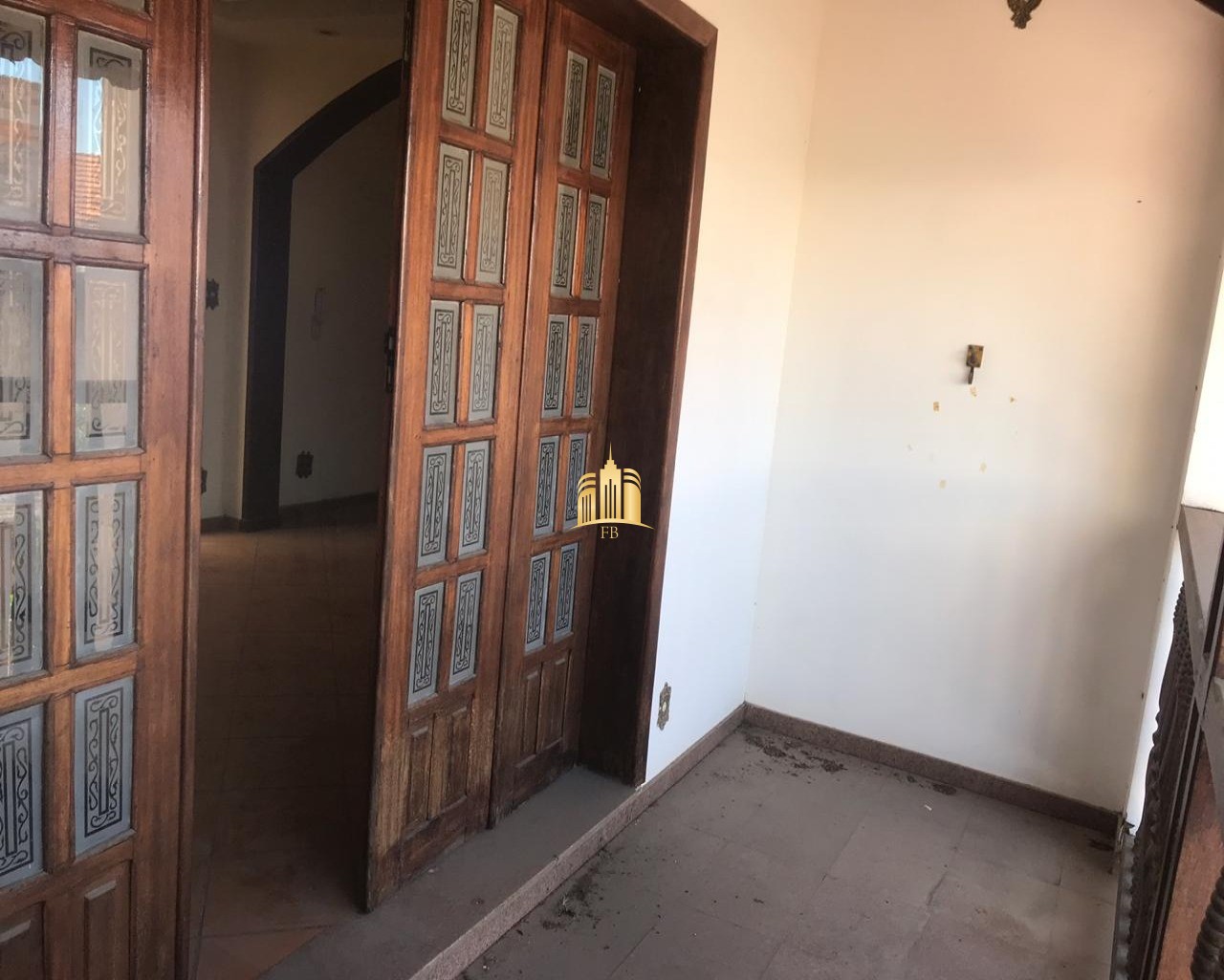 Apartamento à venda com 5 quartos, 200m² - Foto 22