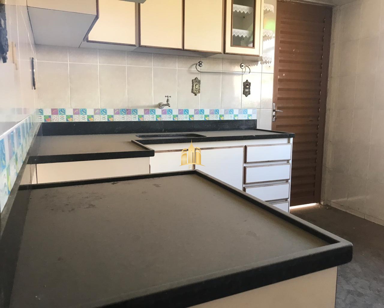 Apartamento à venda com 5 quartos, 200m² - Foto 23