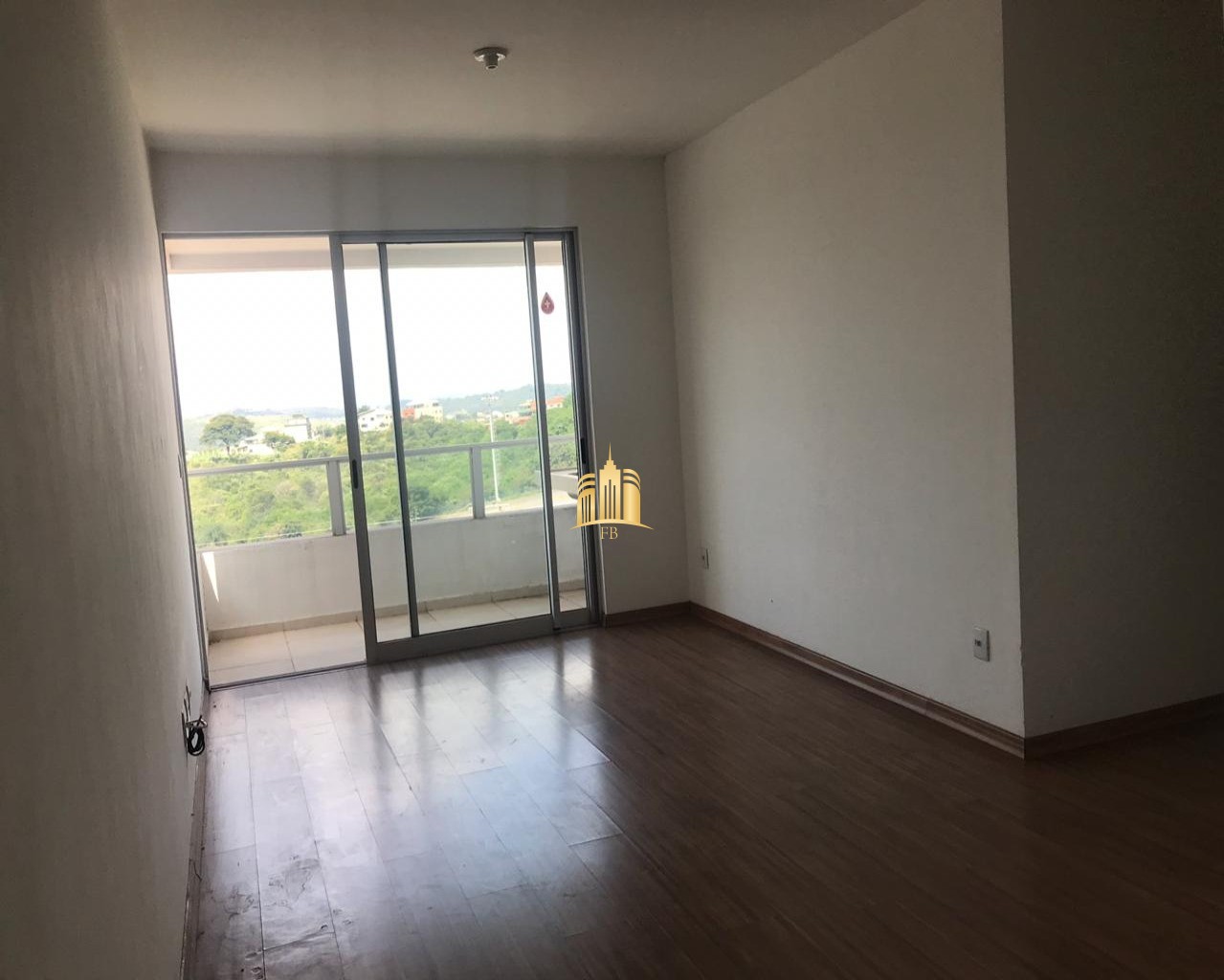 Apartamento à venda com 3 quartos, 100m² - Foto 2