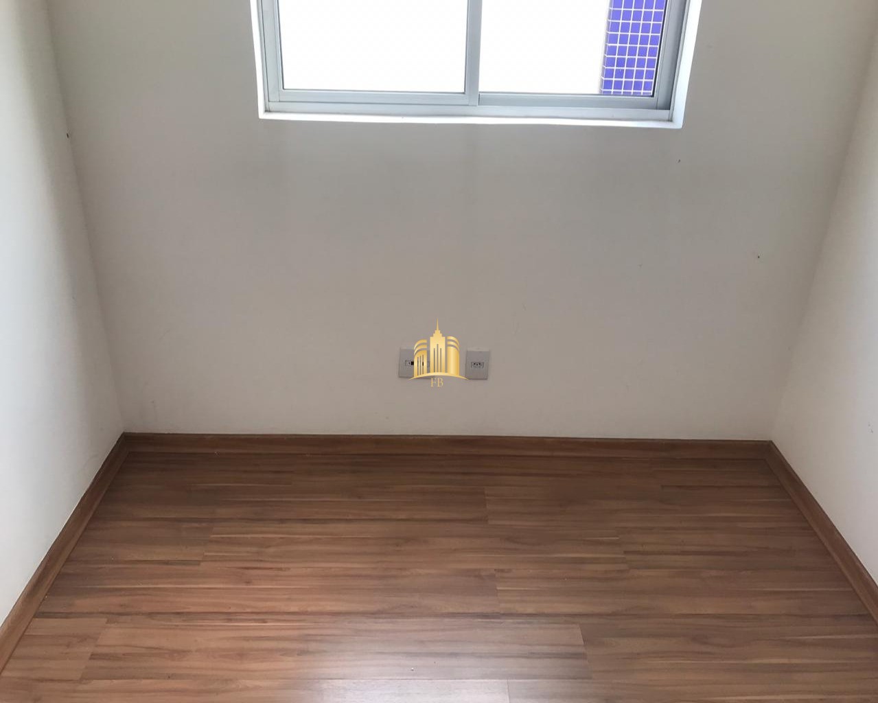 Apartamento à venda com 3 quartos, 100m² - Foto 4