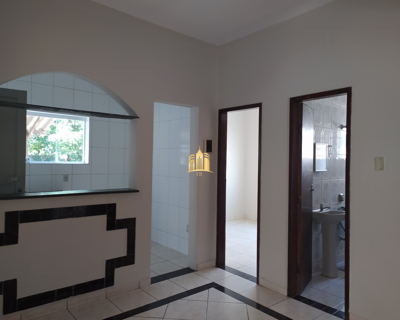 Casa para alugar com 3 quartos, 250m² - Foto 16